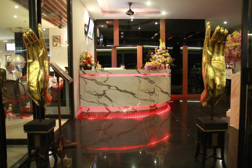 Hemingways Silk Hotel Patong Dış mekan fotoğraf