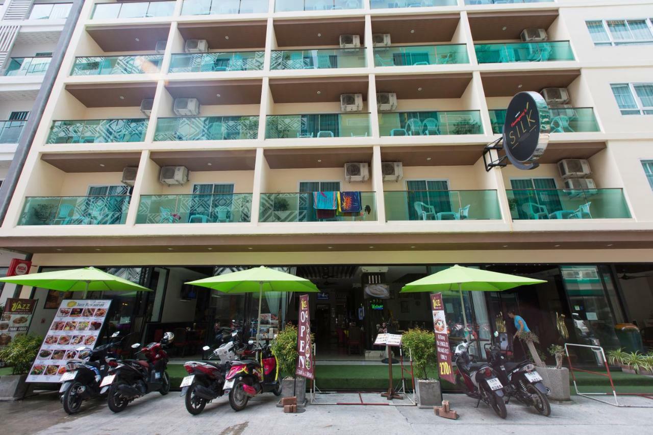 Hemingways Silk Hotel Patong Dış mekan fotoğraf